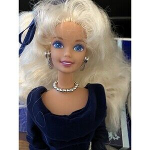 Winter Velvet Barbie 1995 Avon Exclusive Special Edition First in a Series